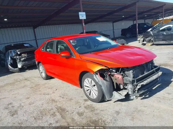 3VWC57BUXKM024116 2019 VOLKSWAGEN JETTA - Image 1