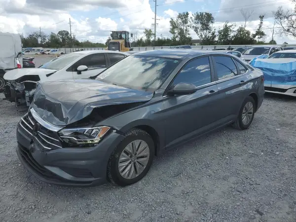 3VWC57BUXKM028134 2019 VOLKSWAGEN JETTA - Image 1