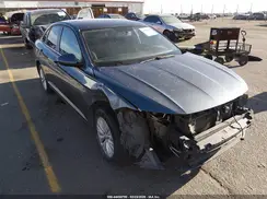 3VWC57BUXKM033897 2019 VOLKSWAGEN JETTA