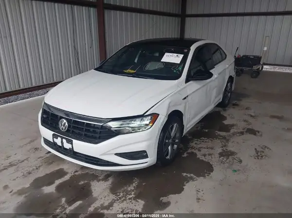 3VWC57BUXKM041627 2019 VOLKSWAGEN JETTA - Image 2