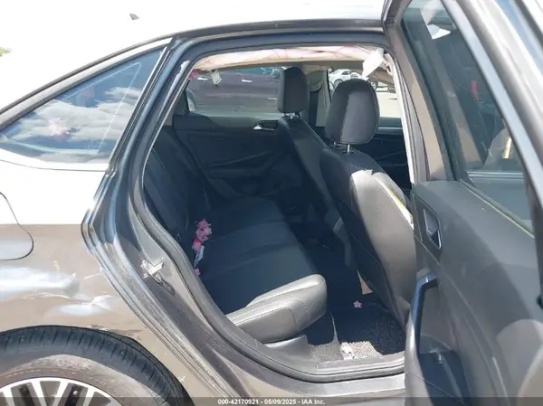 3VWC57BUXKM061537 2019 VOLKSWAGEN JETTA - Image 8