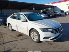 3VWC57BUXKM082078 2019 VOLKSWAGEN JETTA