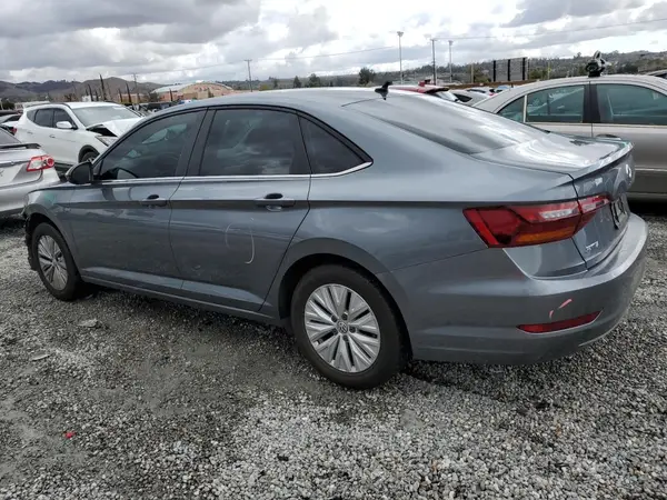 3VWC57BUXKM082503 2019 VOLKSWAGEN JETTA - Image 2