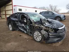 3VWC57BUXKM085420 2019 VOLKSWAGEN JETTA