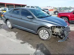 3VWC57BUXKM093453 2019 VOLKSWAGEN JETTA