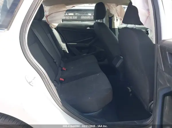 3VWC57BUXKM093520 2019 VOLKSWAGEN JETTA - Image 8