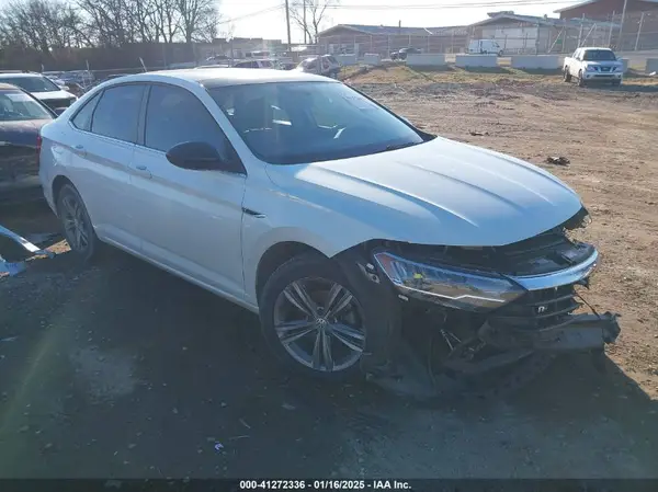 3VWC57BUXKM113927 2019 VOLKSWAGEN JETTA - Image 1