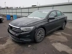 3VWC57BUXKM113975 2019 VOLKSWAGEN JETTA