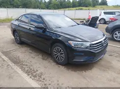 3VWC57BUXKM137600 2019 VOLKSWAGEN JETTA