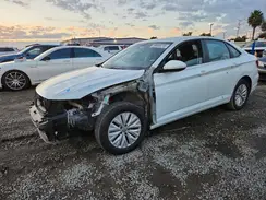 3VWC57BUXKM138780 2019 VOLKSWAGEN JETTA