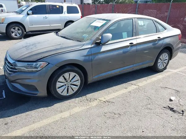 3VWC57BUXKM145244 2019 VOLKSWAGEN JETTA - Image 2