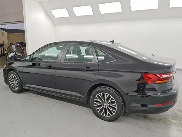 3VWC57BUXKM160858 2019 VOLKSWAGEN JETTA - Image 2