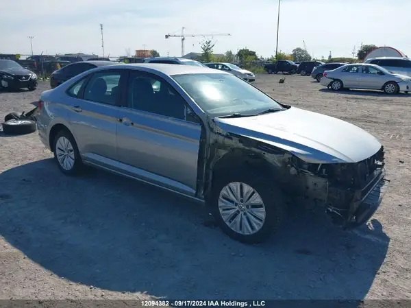 3VWC57BUXKM185372 2019 VOLKSWAGEN JETTA - Image 1
