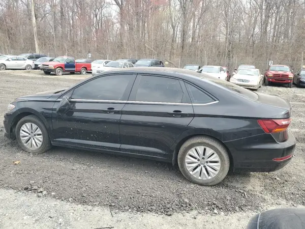 3VWC57BUXKM188014 2019 VOLKSWAGEN JETTA - Image 2
