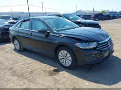 3VWC57BUXKM188689 2019 VOLKSWAGEN JETTA