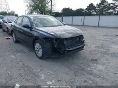 3VWC57BUXKM205085 2019 VOLKSWAGEN JETTA