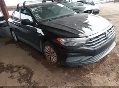 3VWC57BUXKM236093 2019 VOLKSWAGEN JETTA