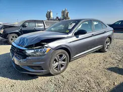 3VWC57BUXKM239690 2019 VOLKSWAGEN JETTA