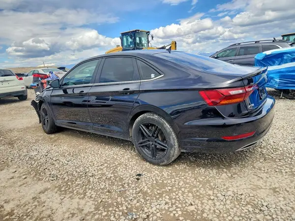 3VWC57BUXKM240063 2019 VOLKSWAGEN JETTA - Image 2