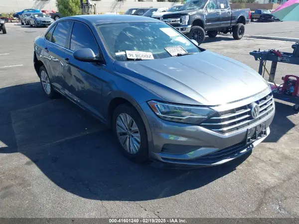 3VWC57BUXKM254559 2019 VOLKSWAGEN JETTA - Image 1