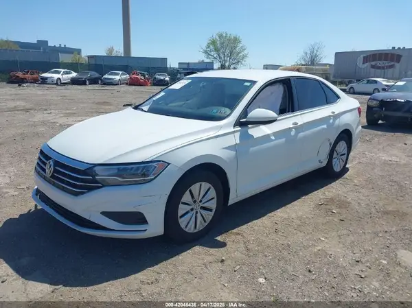 3VWC57BUXKM260877 2019 VOLKSWAGEN JETTA - Image 2