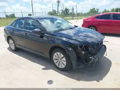 3VWC57BUXKM269630 2019 VOLKSWAGEN JETTA
