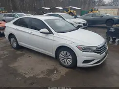 3VWC57BUXKM270325 2019 VOLKSWAGEN JETTA