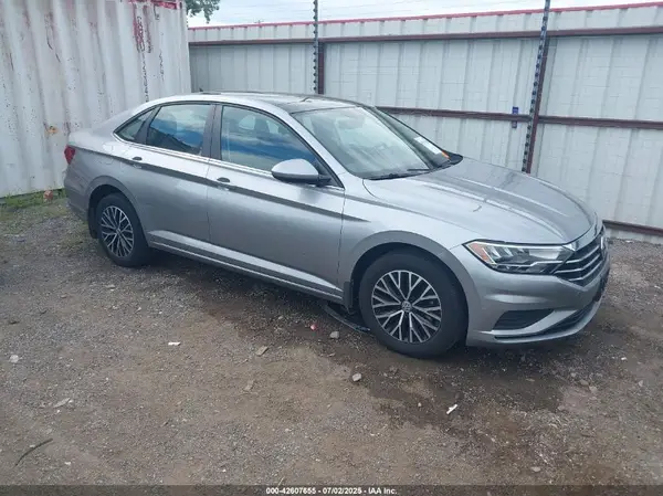 3VWC57BUXLM093714 2020 VOLKSWAGEN JETTA - Image 1