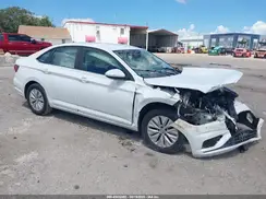 3VWC57BUXMM011742 2021 VOLKSWAGEN JETTA