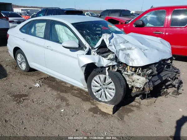 3VWCB7BU0KM131930 2019 VOLKSWAGEN JETTA - Image 1