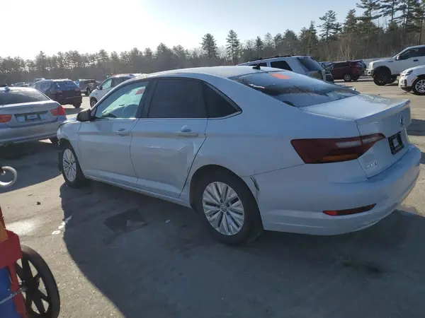 3VWCB7BU0KM132060 2019 VOLKSWAGEN JETTA - Image 2