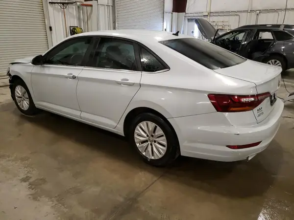 3VWCB7BU0KM140143 2019 VOLKSWAGEN JETTA - Image 2