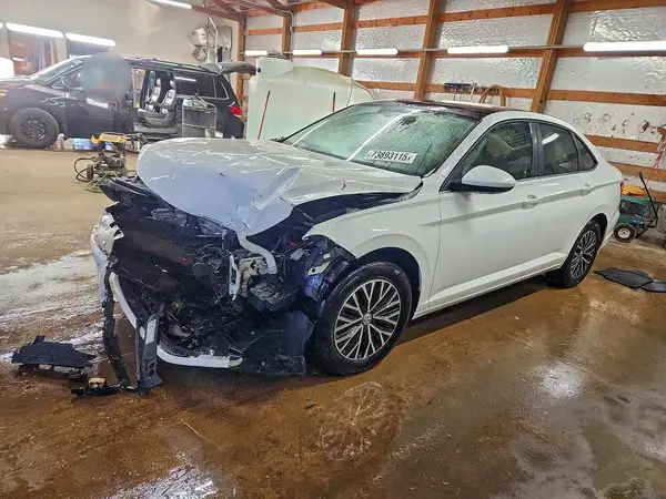3VWCB7BU0KM235009 2019 VOLKSWAGEN JETTA - Image 1