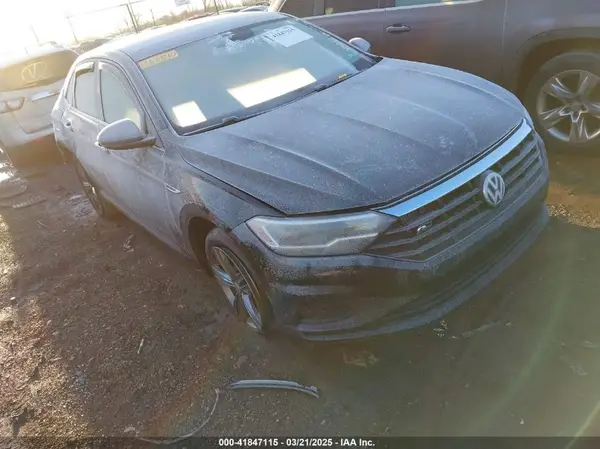 3VWCB7BU0KM262890 2019 VOLKSWAGEN JETTA - Image 1