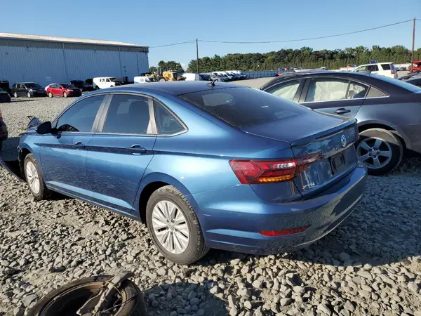 3VWCB7BU1KM132584 2019 VOLKSWAGEN JETTA - Image 2