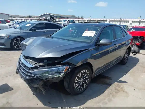 3VWCB7BU1KM158974 2019 VOLKSWAGEN JETTA - Image 2