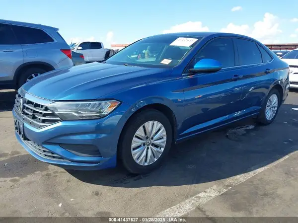 3VWCB7BU1KM173037 2019 VOLKSWAGEN JETTA - Image 2