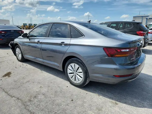3VWCB7BU1KM181168 2019 VOLKSWAGEN JETTA - Image 2