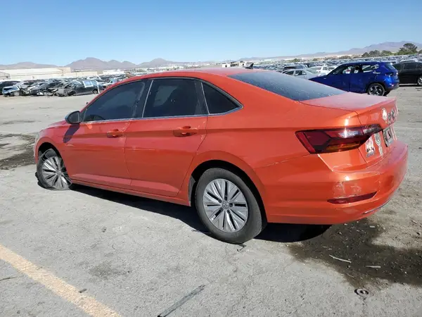 3VWCB7BU1KM184121 2019 VOLKSWAGEN JETTA - Image 2