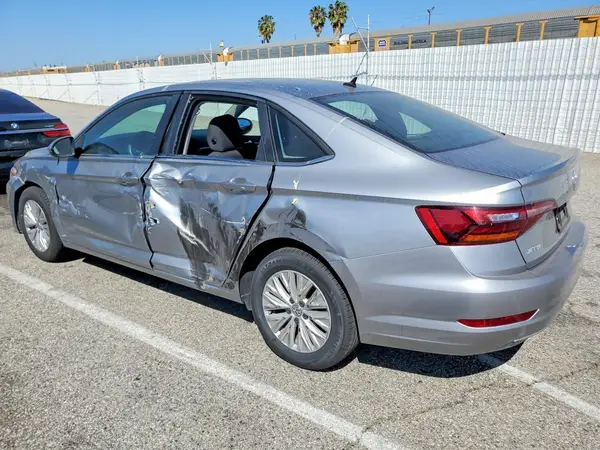 3VWCB7BU1KM205601 2019 VOLKSWAGEN JETTA - Image 2