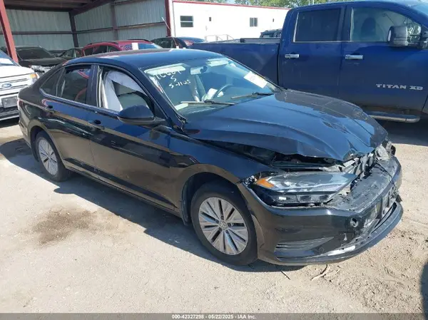3VWCB7BU1KM235505 2019 VOLKSWAGEN JETTA - Image 1