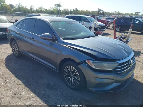 3VWCB7BU1KM237433 2019 VOLKSWAGEN JETTA - Image 1