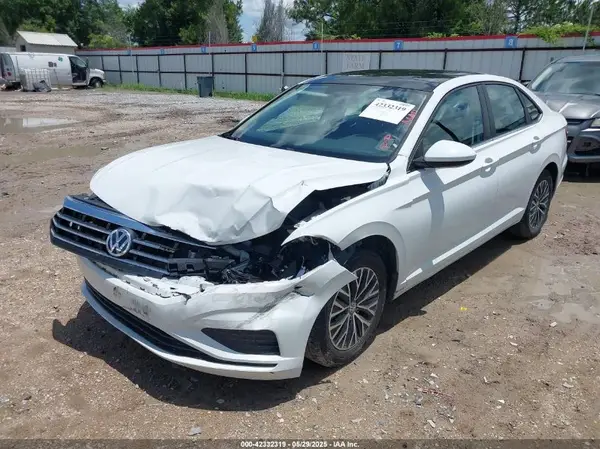 3VWCB7BU1KM251090 2019 VOLKSWAGEN JETTA - Image 2