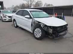 3VWCB7BU1KM264549 2019 VOLKSWAGEN JETTA