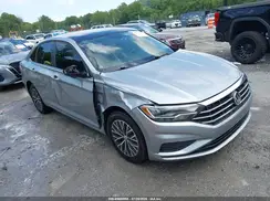 3VWCB7BU1KM269864 2019 VOLKSWAGEN JETTA