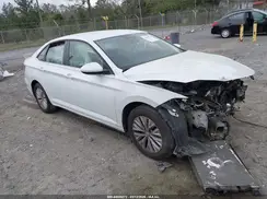 3VWCB7BU2KM130424 2019 VOLKSWAGEN JETTA