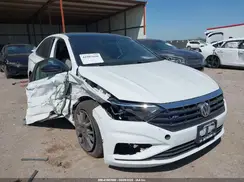 3VWCB7BU2KM160927 2019 VOLKSWAGEN JETTA