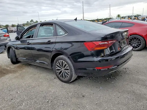 3VWCB7BU2KM174505 2019 VOLKSWAGEN JETTA - Image 2