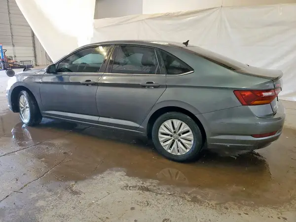 3VWCB7BU2KM175475 2019 VOLKSWAGEN JETTA - Image 2