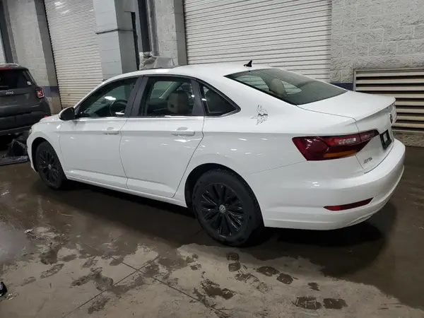 3VWCB7BU2KM181163 2019 VOLKSWAGEN JETTA - Image 2